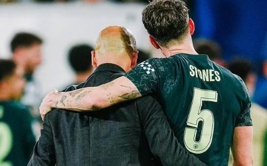 斯通斯：瓜帅让我对足球有全新的认识，他说话的方式引人入胜