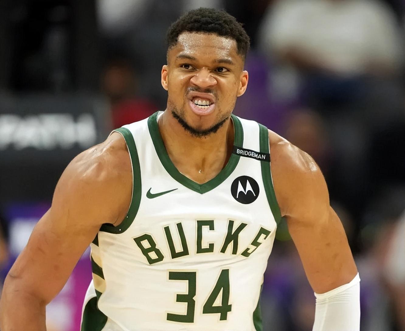 59分+43分+42分！联盟第1！对不起，浓眉，他才是NBA最强大前锋