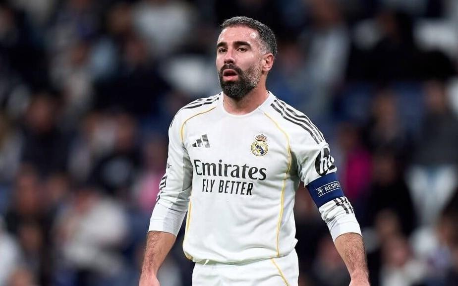 TA：皇马倾向本赛季维持现有阵容，卡瓦哈尔未来仍存不确定性