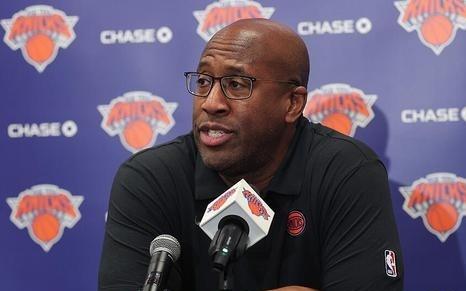 迈克布朗：这是一支阵容深厚的队伍现在断言首发球员为时尚早