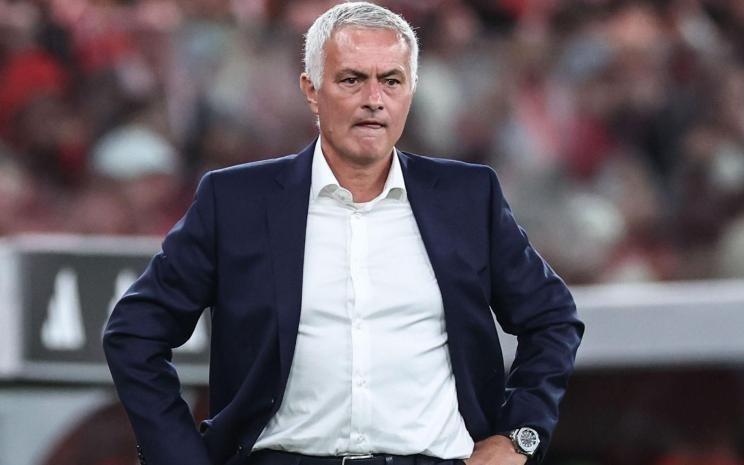 穆里尼奥明确回应重返皇马传闻：别把我算进这场肥皂剧里