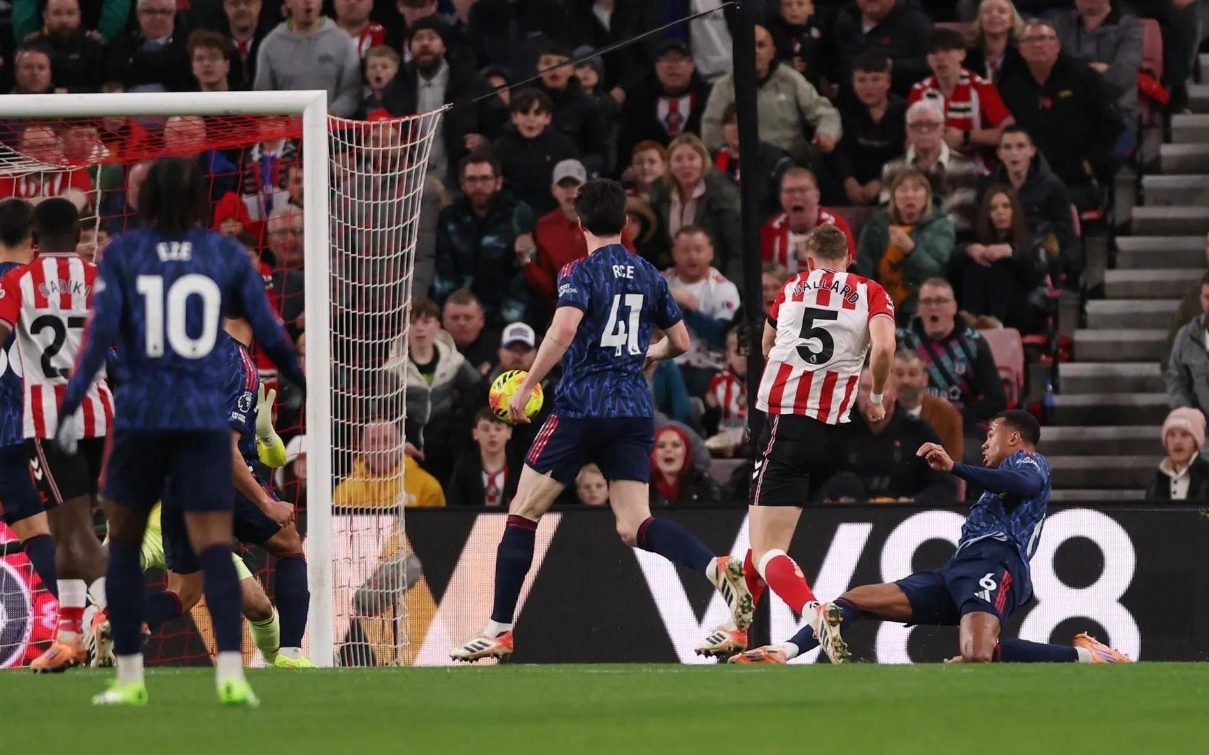 对阵桑德兰丢球，阿森纳连续零封纪录定格在812分钟