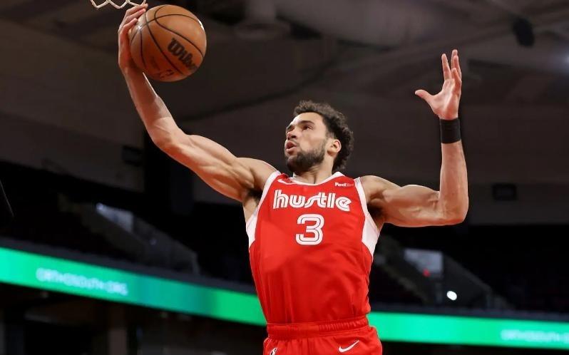 灰熊签下一名大个子落选秀，他在夏季联赛期间的表现非常一般