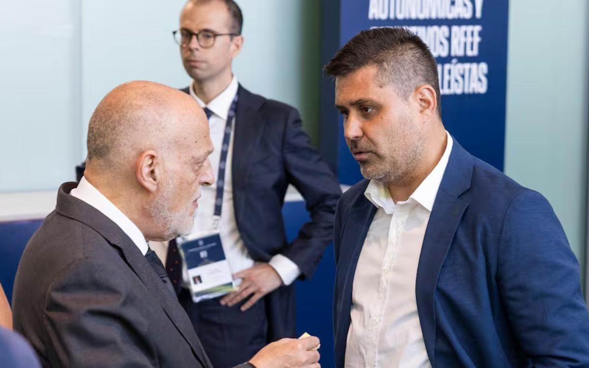 阿斯：西甲联盟将与球员工会展开谈判