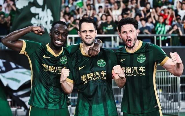 回敬2比0！浙江队排名反超津门虎，争冠、保级都要做“判官”