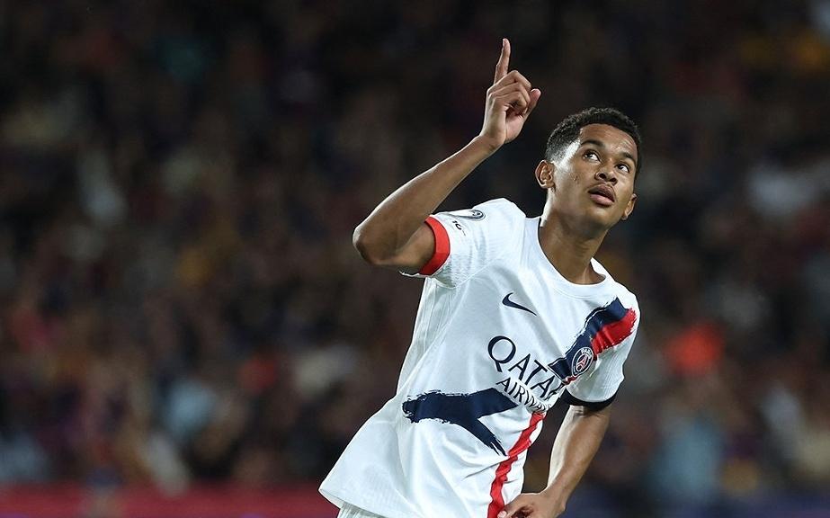 斯基拉：大巴黎正在与马尤鲁进行续约谈判，双方接近达成一致