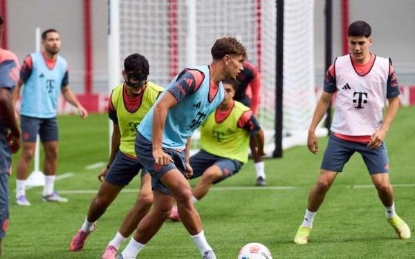 拜仁官方：球队开始备战汉堡，比朔夫恢复部分球队合练