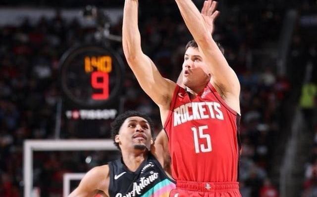 谢泼德21分2板4助火箭111106逆转迎来3连胜终结马刺4连胜