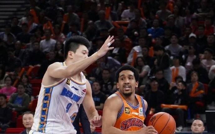 媒体人：前广东、上海外援沃特斯已收到中国NBL球队报价