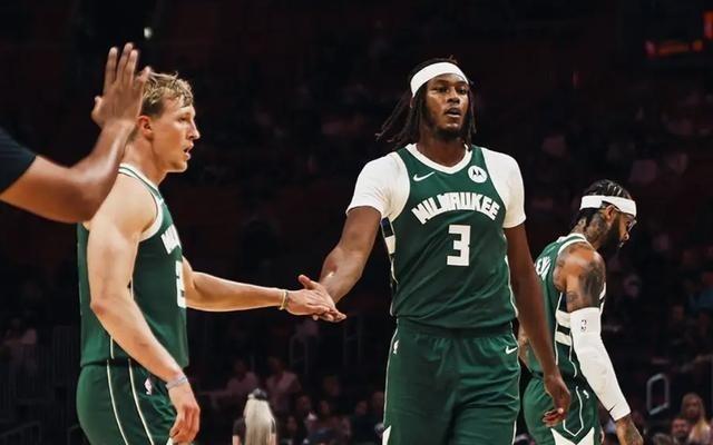 NBA季前赛雄鹿10393轻取热火，字母哥缺阵