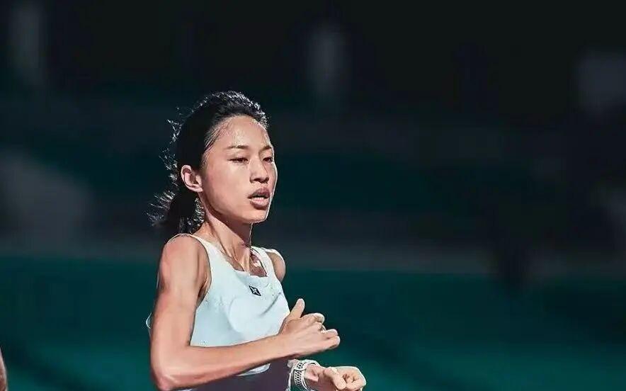 再见！最快女护士你好！跑者张水华