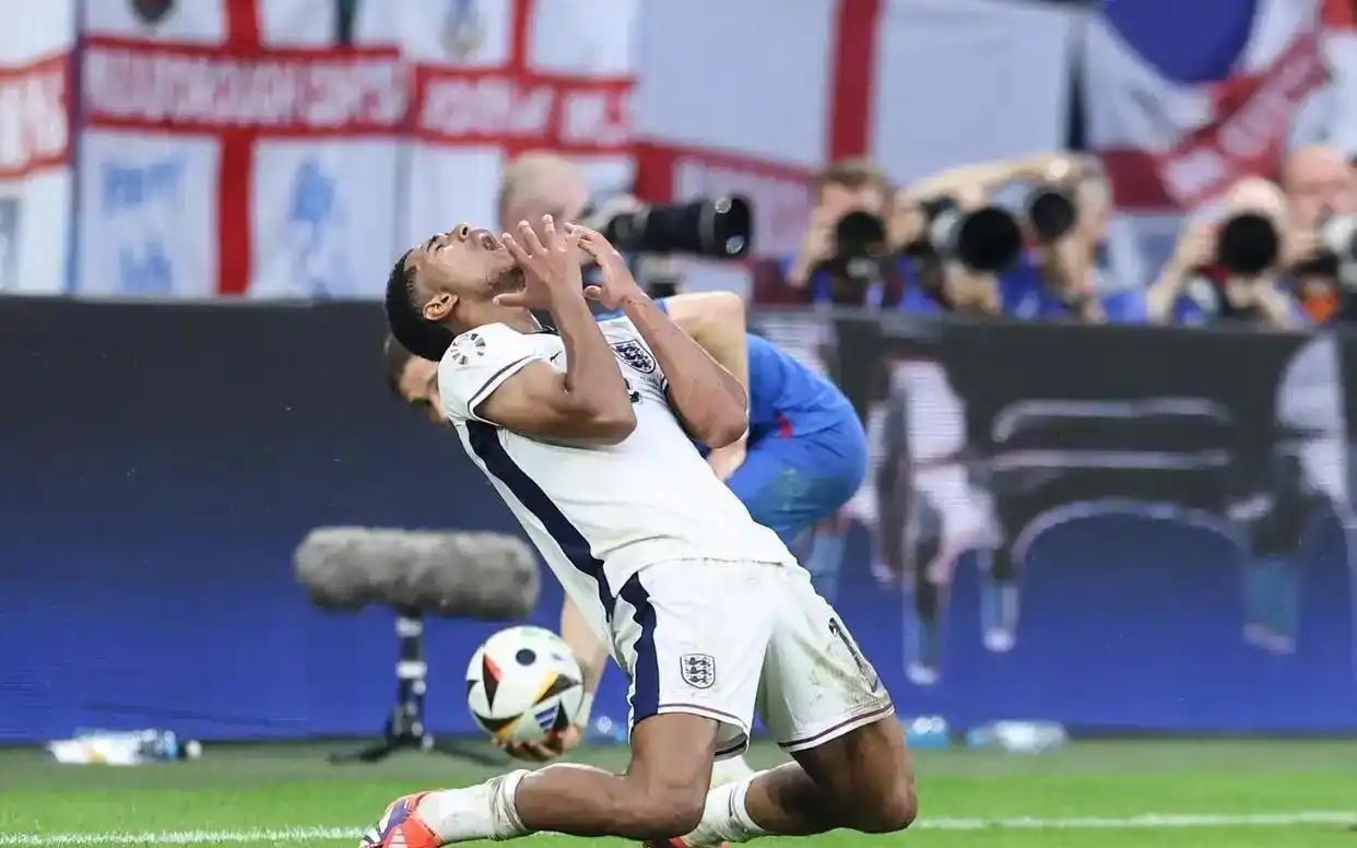 阿伦佐谈论阿隆索下课的原因，贝林厄姆或许属于“矛盾根源”