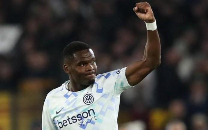 自0405赛季以来，代表国米前7场意甲贡献3球3助攻仅博尼一人