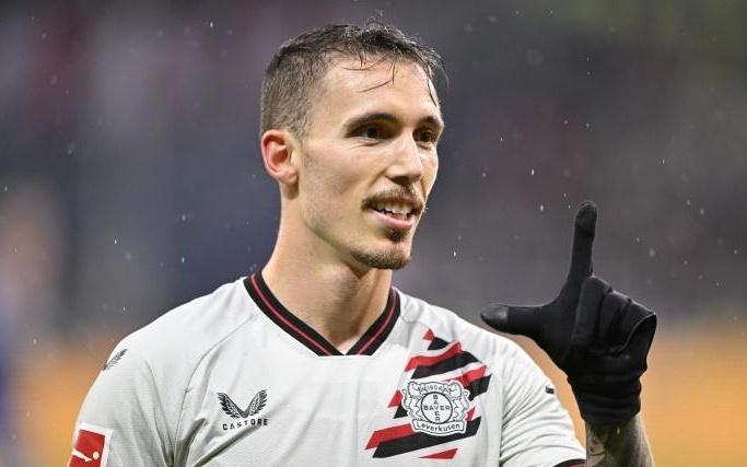 双响！2324赛季以来格里马尔多6次任意球破门，五大联赛最多