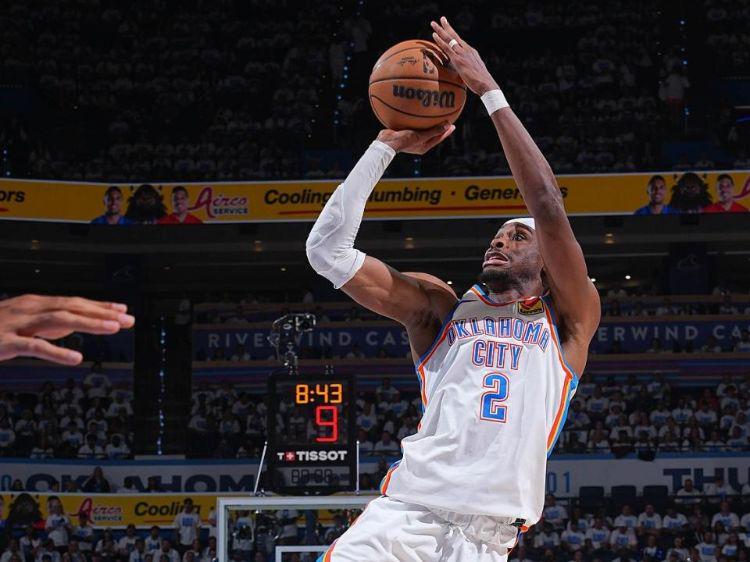 雷霆24胜1负，追平79年NBA纪录，那16年的勇士几胜1负开局