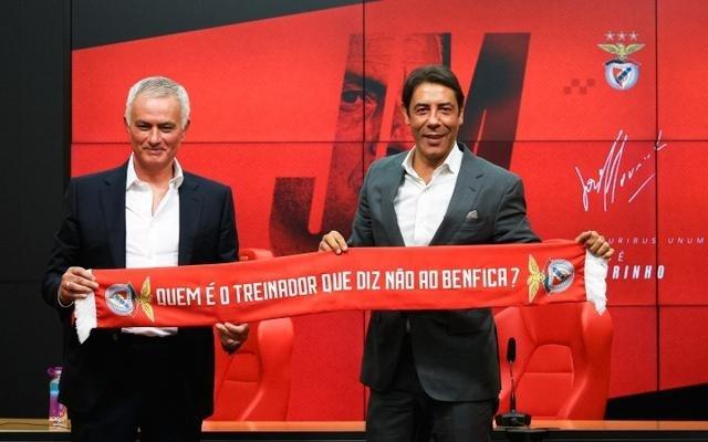 英超旧将：穆里尼奥总是这样，上任和媒体+主席闹翻拿解约金