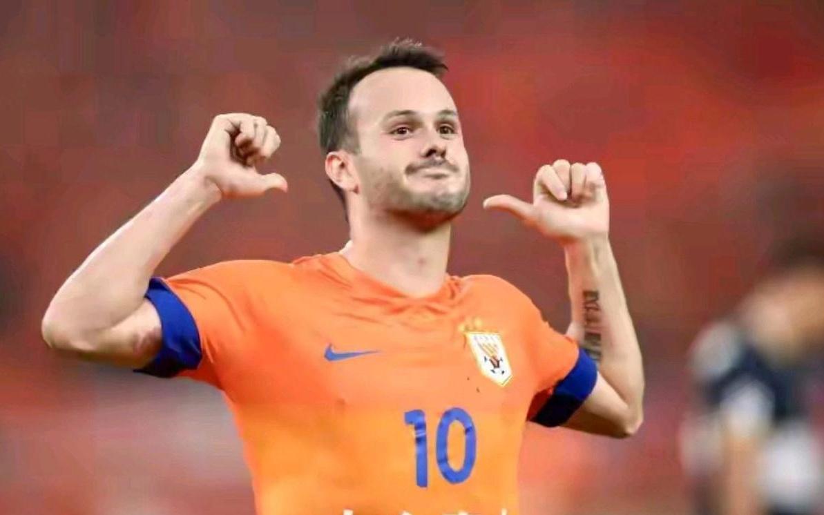 卡扎伊什维利扳平比分，中超金靴之争白热化