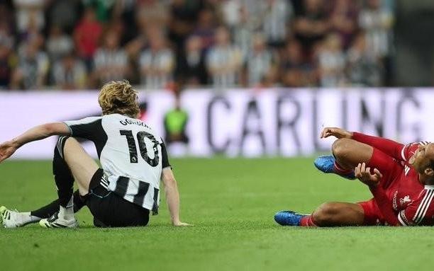 希勒批评戈登染红：真是愚蠢的犯规，这绝对是红牌啊