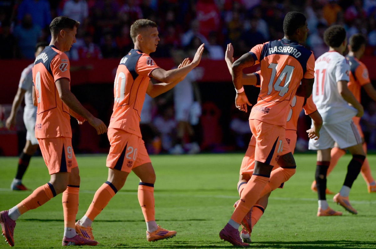 14！拉什福德西甲首球莱万点球不进巴萨爆冷2连败送皇马登顶