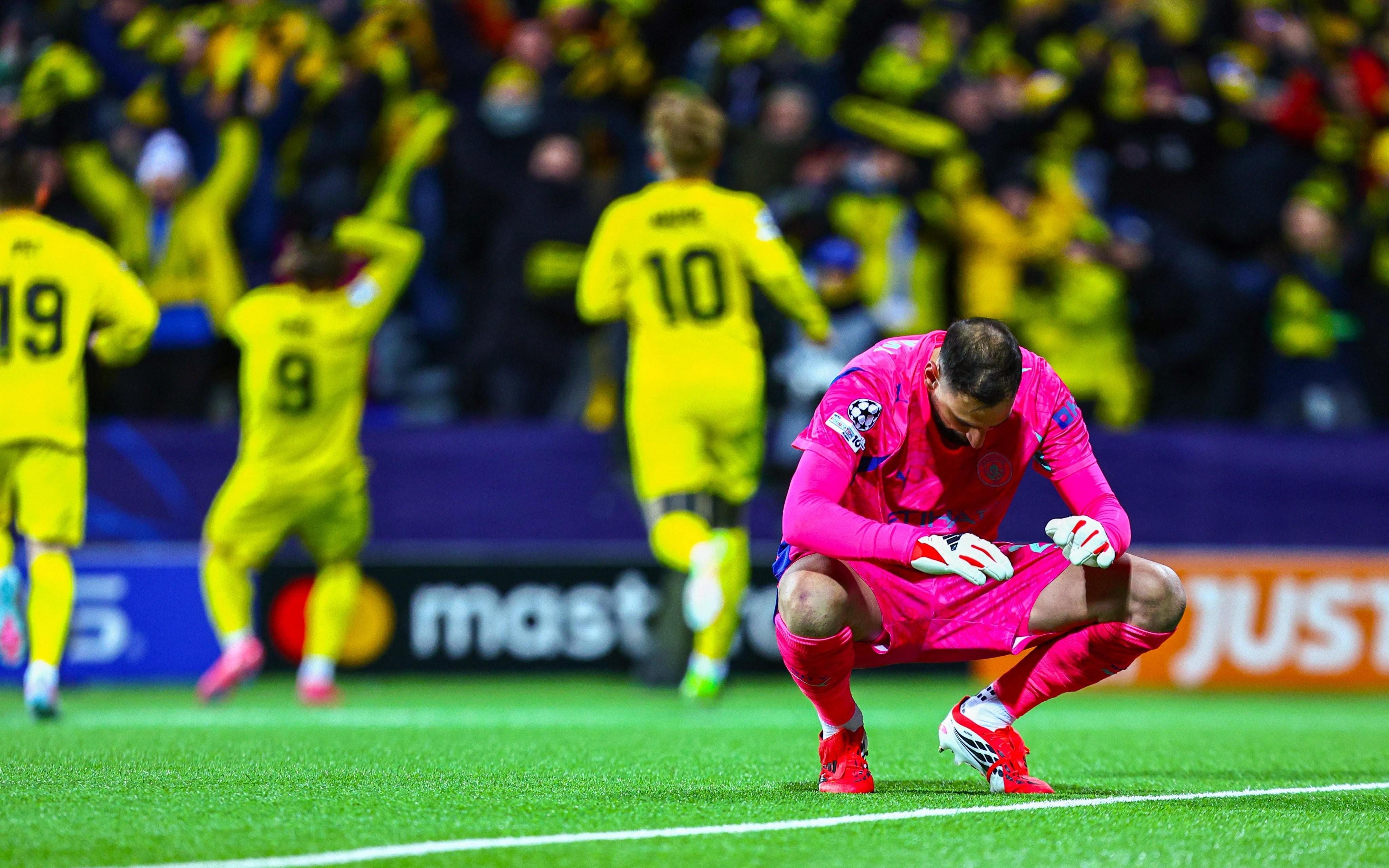 曼晚：欧冠赛前，博德闪耀主帅甚至要亲自给记者打印比赛大名单