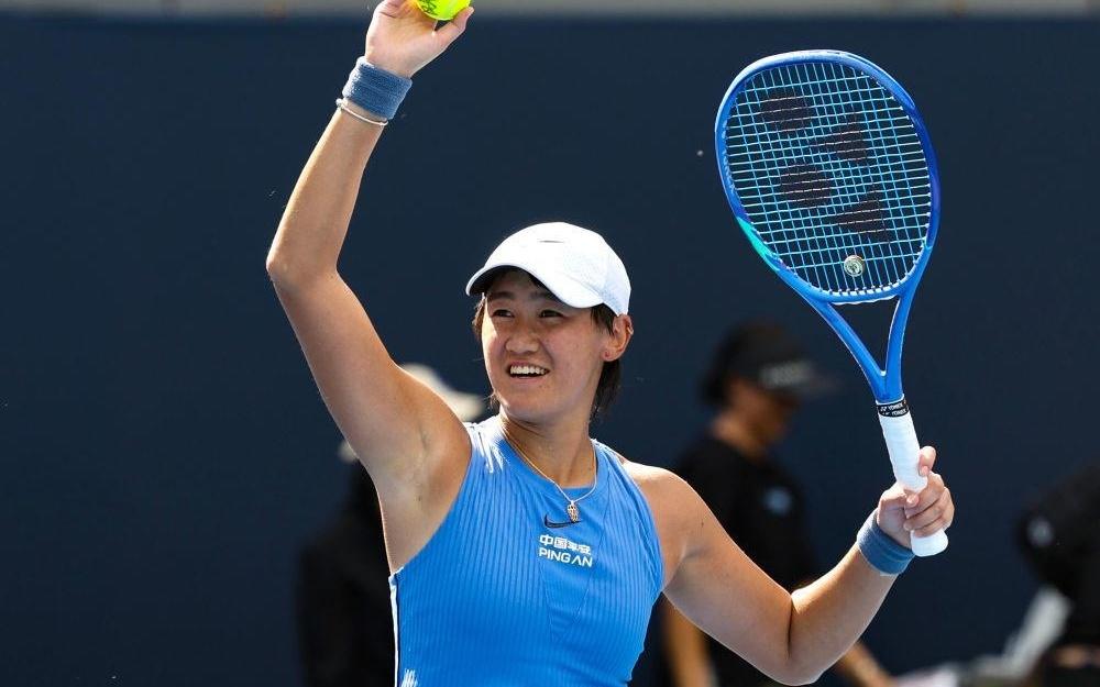 体坛午爆CBA新赛季常规赛赛程出炉，蓉城、海港今晚出战亚冠