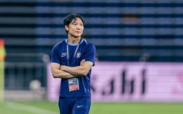 一泻千里！武汉三镇2场比赛丢9球，近11轮中超仅对申花取胜