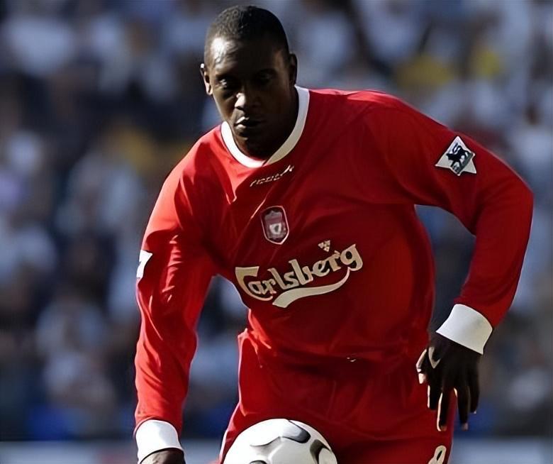 喜讯！中国足坛本月官宣迎来久违巨星，亮相新去处后将被球迷追捧