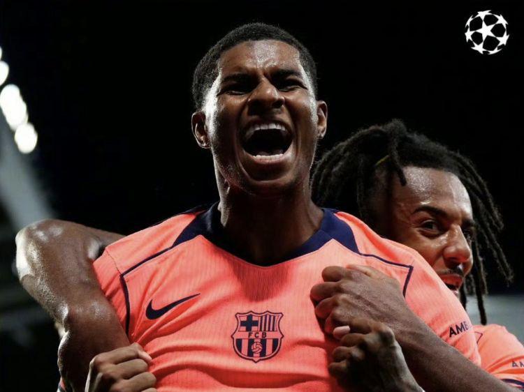 欧冠乱了：首轮诞生4场冷门！黑马力压巴黎领跑，西甲4战英超3败