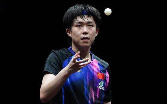 WTT香港总决赛男单半决赛：王楚钦因