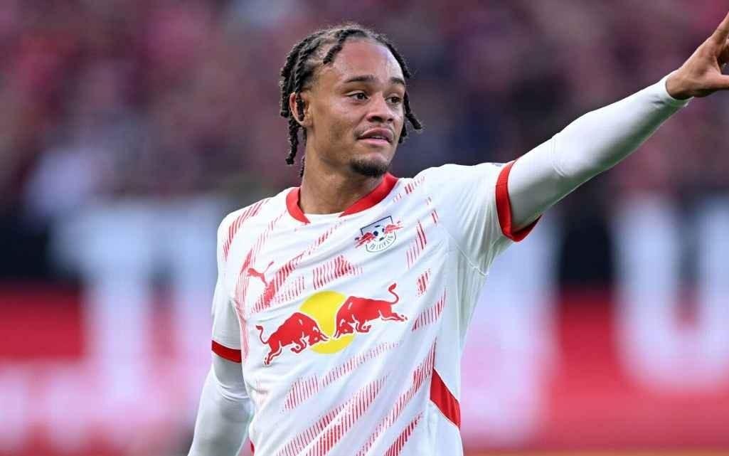 消息人士：西蒙斯7年合同总成本1.25亿镑，周薪20万镑