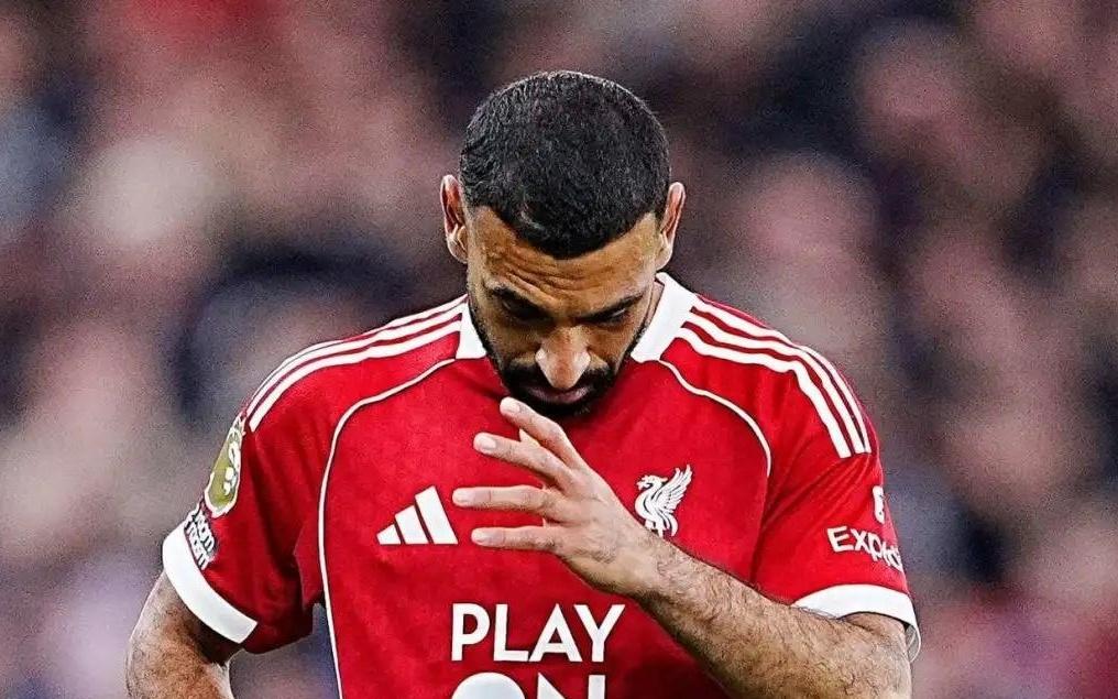 哈曼：萨拉赫已经踢了10个月烂球，他在利物浦的时光已经结束