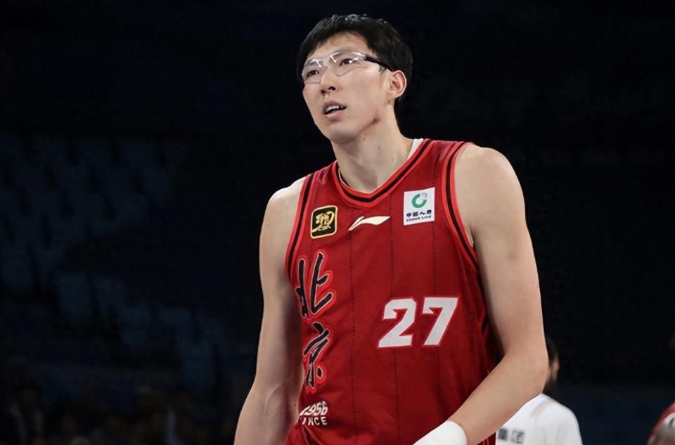 认同吗杨毅：周琦回国1年2000万在NBA100多万不留NBA人之常情