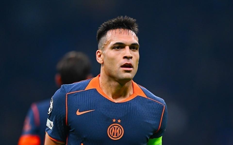 劳塔罗11战12球超凯恩！国米21欧冠新