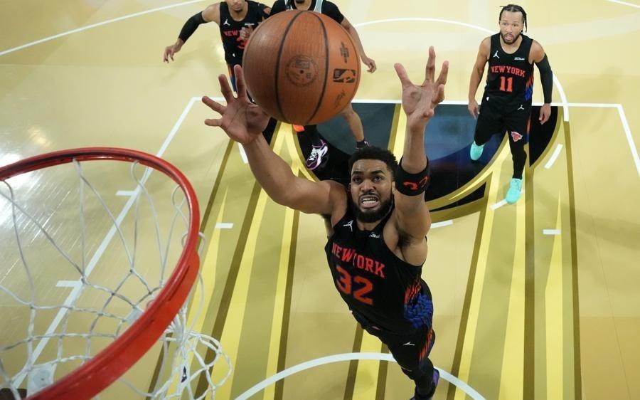 NBA杯尼克斯逆转夺冠终结52年冠军荒，布伦森荣膺MVP助纽约复兴