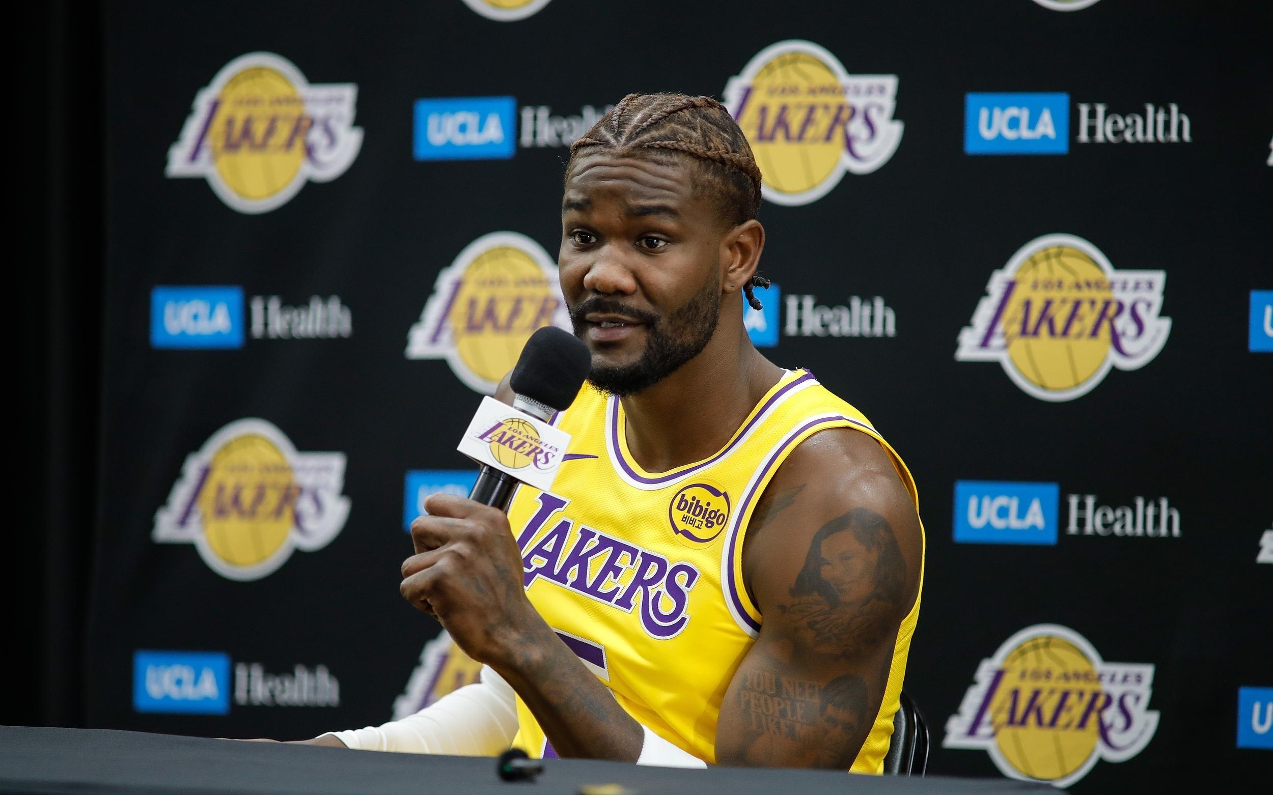 湖人首节后6分钟全队合砍2分，首节战罢落后太阳15分