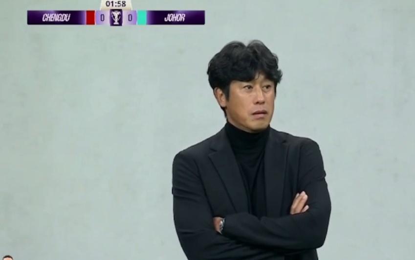 蓉城噩梦开局！4分钟遭闪击，胡荷韬乌龙助攻，亚冠主场首次丢球