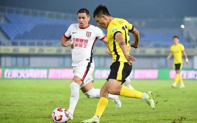 中超争冠三强非负即平悬念留到最后一刻