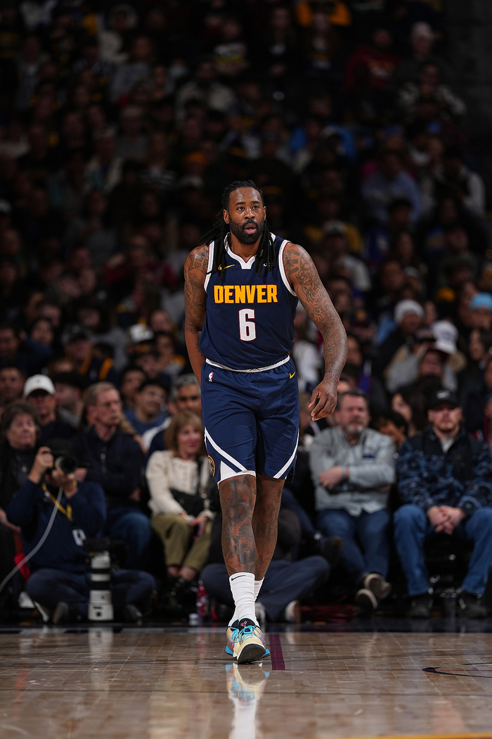 还能打！37岁老将加盟鹈鹕，18年生涯再续，这可是总冠军中锋啊