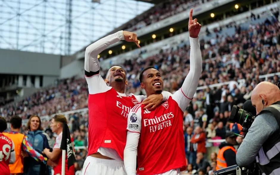 超级电脑预测阿森纳将逆袭红军夺冠，曼联排第15艰难保级