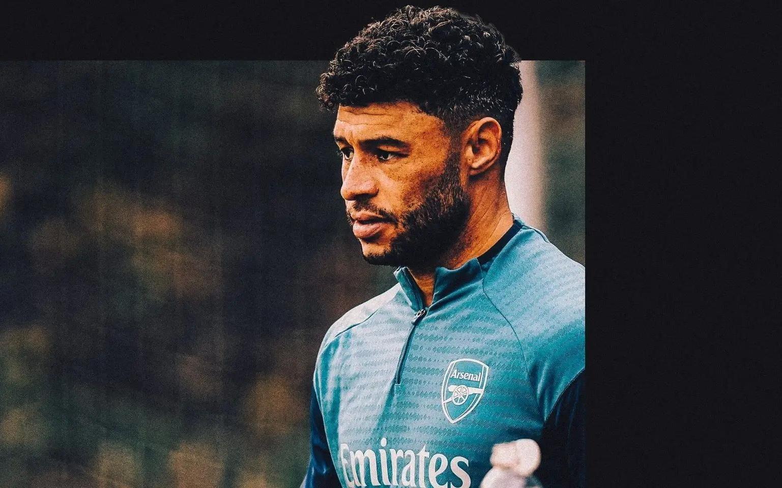 张伯伦：并不会觉得自己老了，我渴望参加比赛