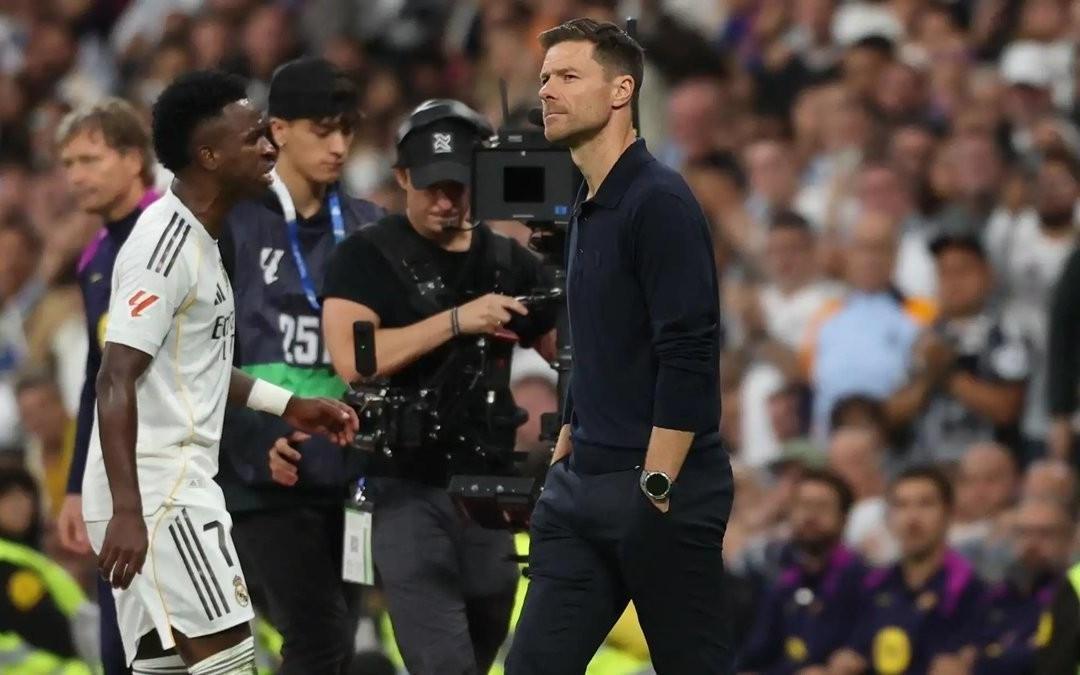 记者：维尼修斯续约谈判失败，皇马设定1.5亿欧初始转会费