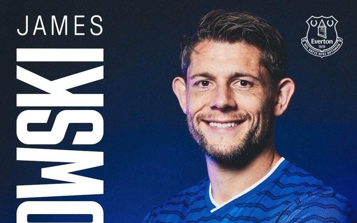 官方：埃弗顿与中卫塔尔科夫斯基续约两年，合同期至2028年