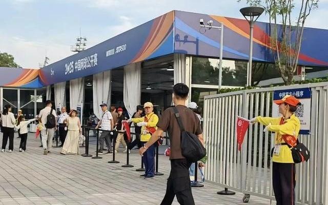 赛场内外皆精彩，朝阳“柠檬黄”为中网护航！