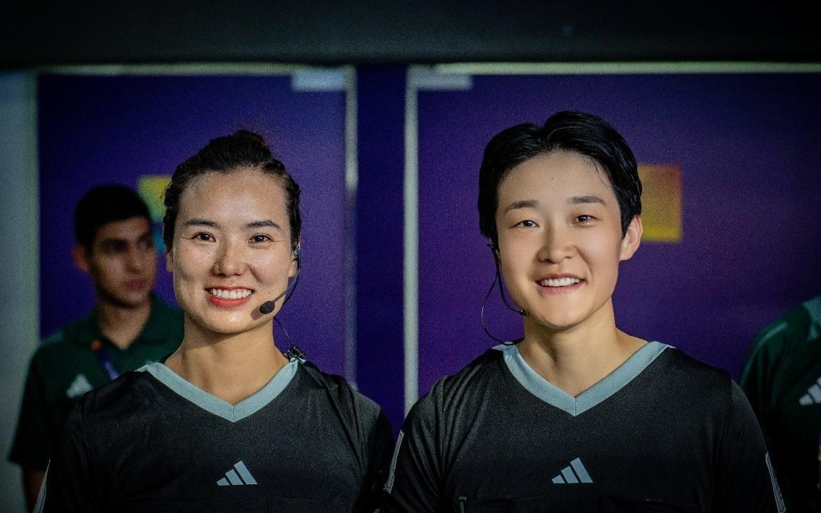 历史首次女裁判担任中超主裁，董方雨将执法西海岸vs亚泰