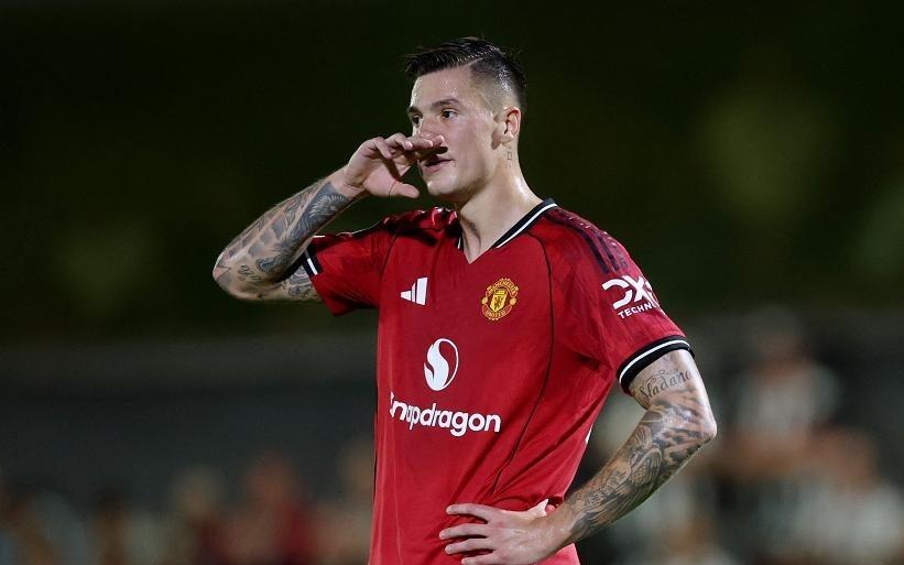 维尔贝克弑杀旧主，布莱顿21破不胜魔咒，曼联造百年耻辱纪录