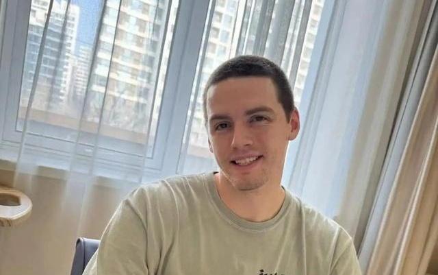 多次与男篮传出归化绯闻！曝CBA詹姆斯完成续约上赛季场均24+14