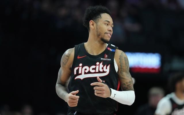 塔图姆：安芬尼西蒙斯已打出优异表现相信他能在绿军大放异彩