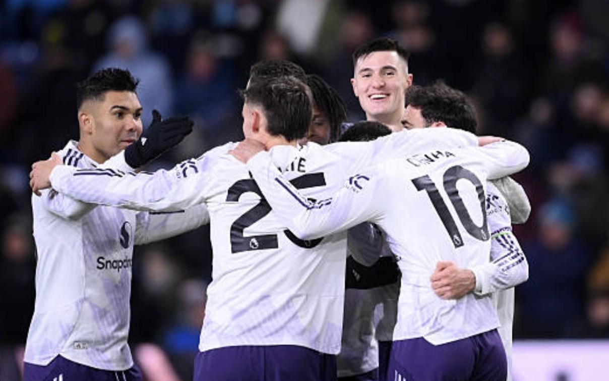 谢什科：失去主教练从来都不是一件容易的事，我们得承担责任