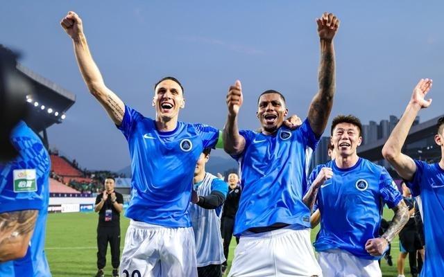 第27轮保级区仅深圳新鹏城拿分，中超降级悬念依然扑朔迷离