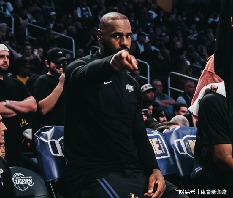 100%全胜，湖人淘到宝了可惜了！詹姆斯无缘最佳阵